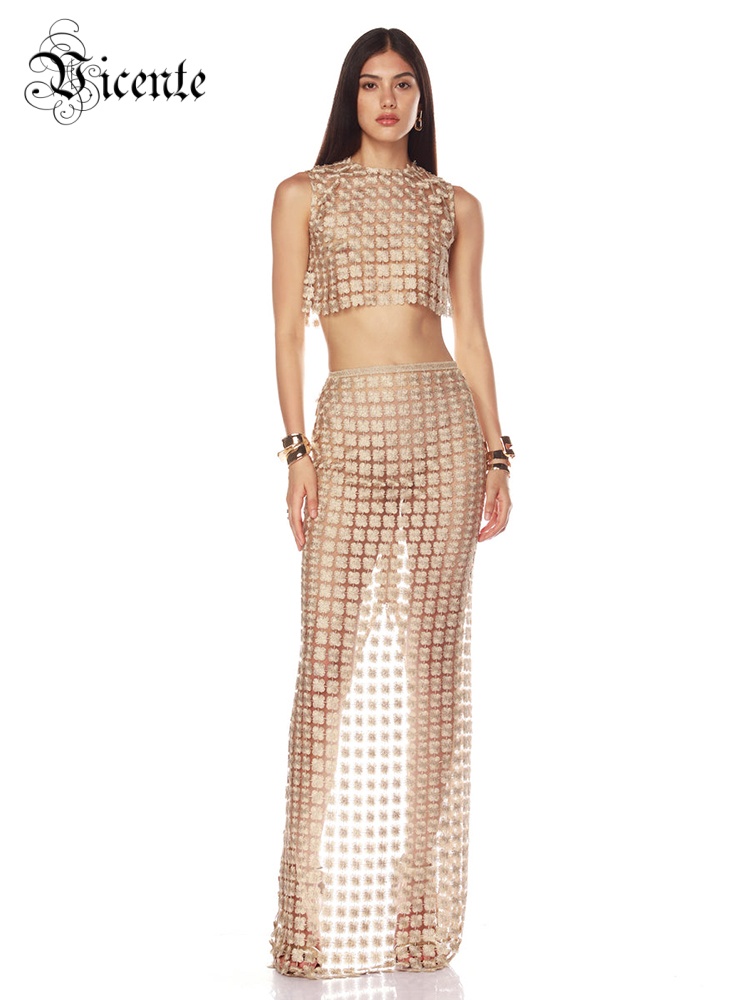 Crop Top Crochet - VC スタイリッシュなベージュのノースリーブ クロップド トップ & シアー