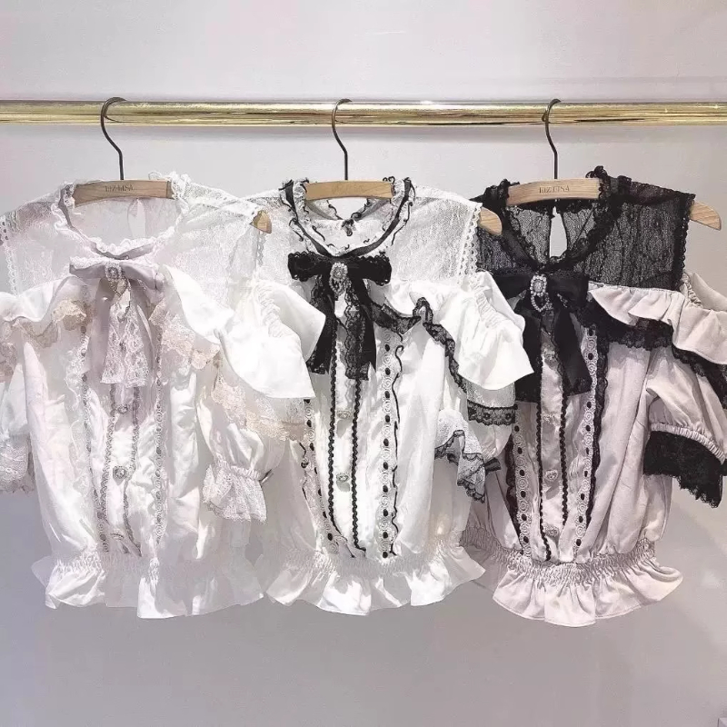 Blouse Off Shoulder - 甘いキュートな女の子半袖トップス和風甘いブラウス 2025 夏ロリータかわいい痩身レースオフショルダーシャツ