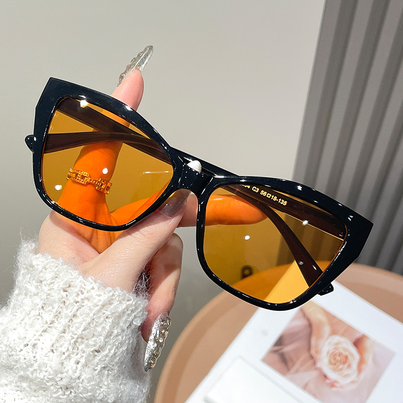 女性用カラーブロックキャットアイメガネフレーム、トレンディで - Sunglasses Cat Eye のレビューと価格
